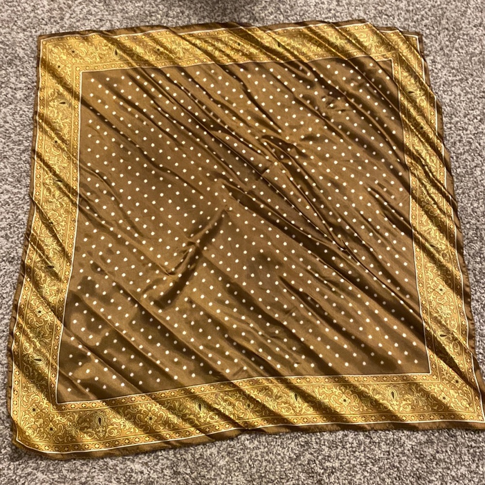 Made in Italy Acetate Scarf